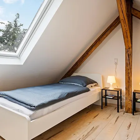 Moderne Mit Garten Und Terrasse Apartment *