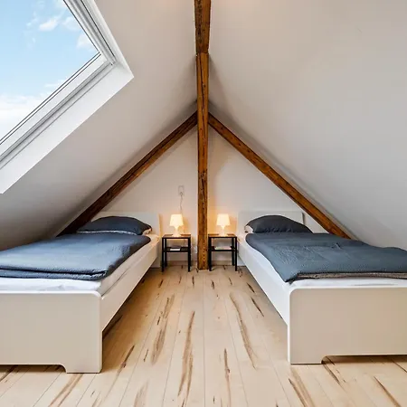 Moderne Mit Garten Und Terrasse アパート ホッケンハイム