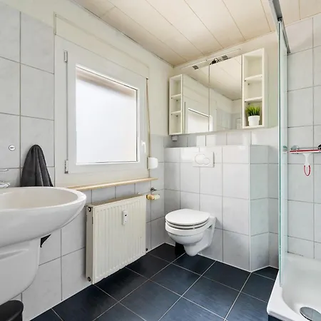 Moderne Mit Garten Und Terrasse アパート ホッケンハイム