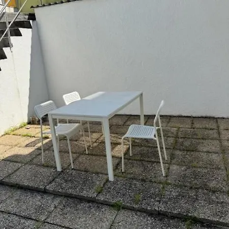 Apartment Moderne Mit Garten Und Terrasse Hockenheim
